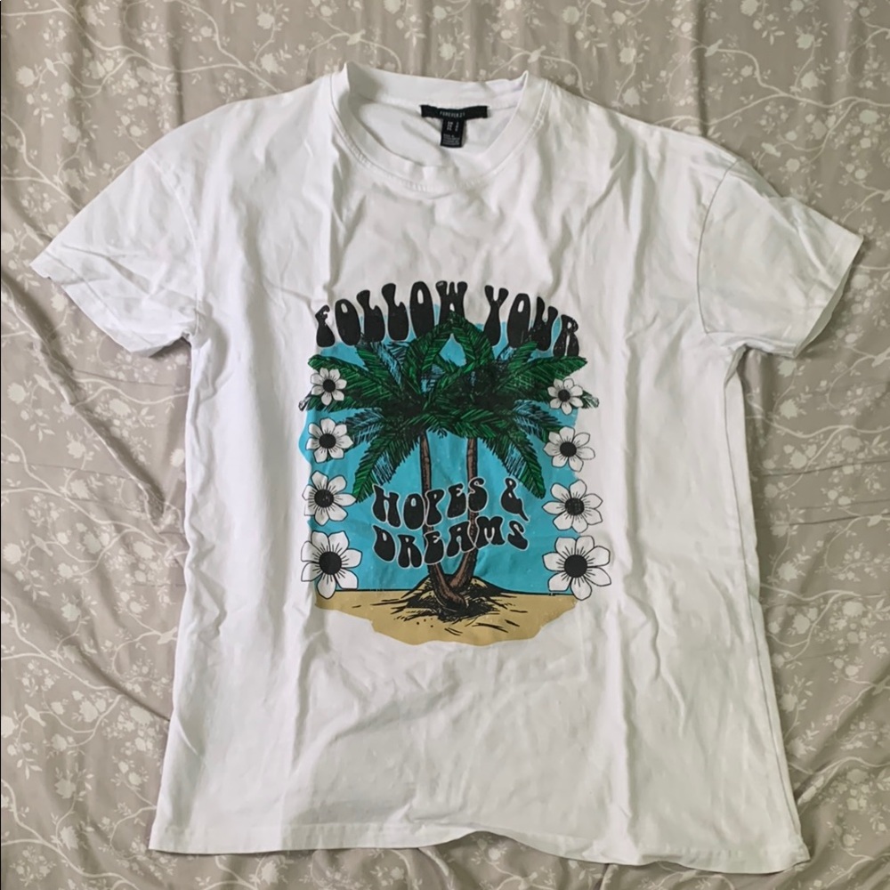Forever 21 White Graphic Tee